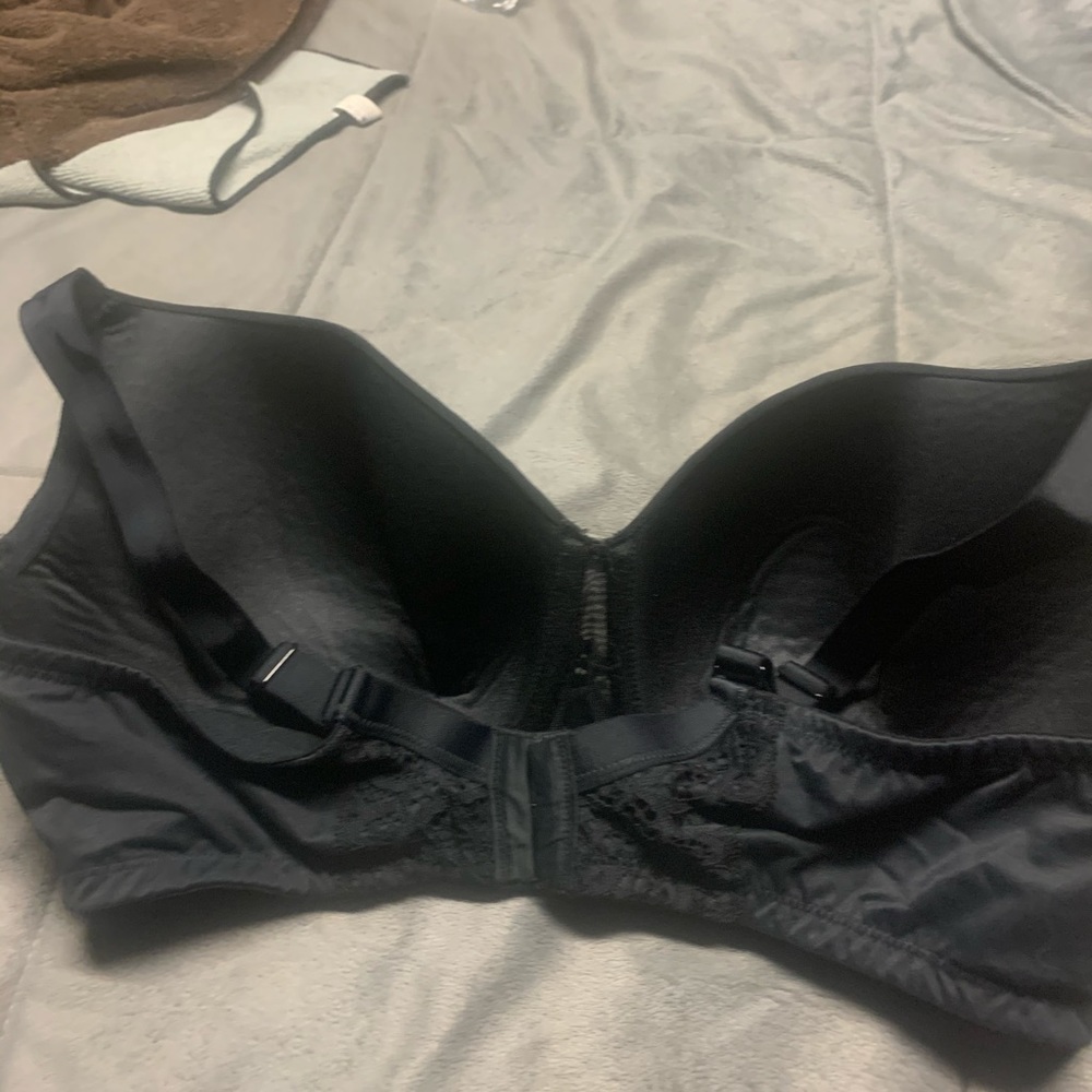 Bra - Picture 2 of 3